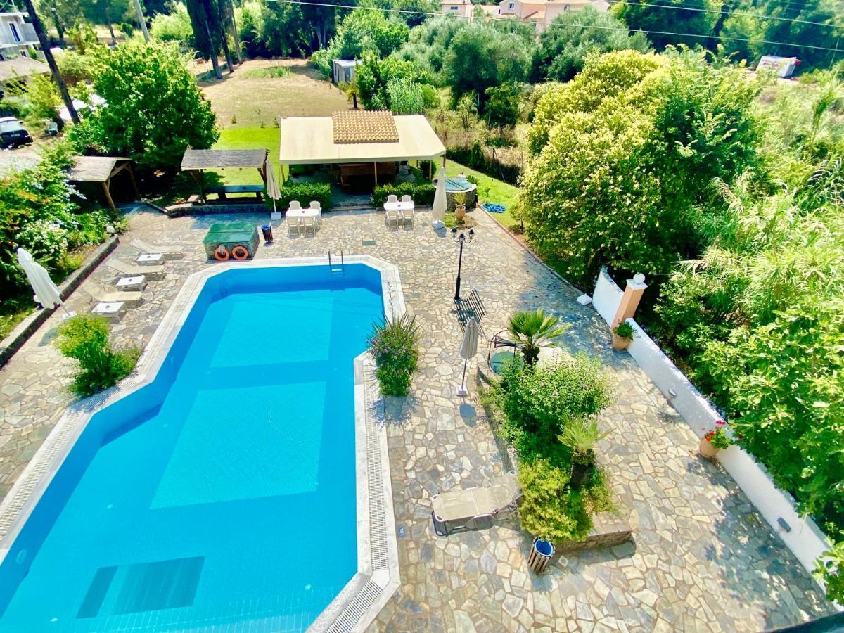 Villa Rosalia Apartments & Studios With Pool By Hotelius Corfu  Extérieur photo