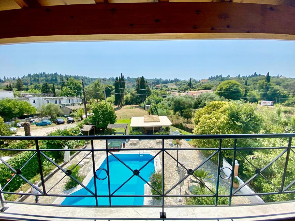 Villa Rosalia Apartments & Studios With Pool By Hotelius Corfu  Extérieur photo